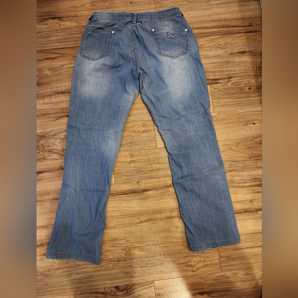 Burberry Low Rise Denim Jeans Size 10, Light/Medium Wash - Picture 2 of 6